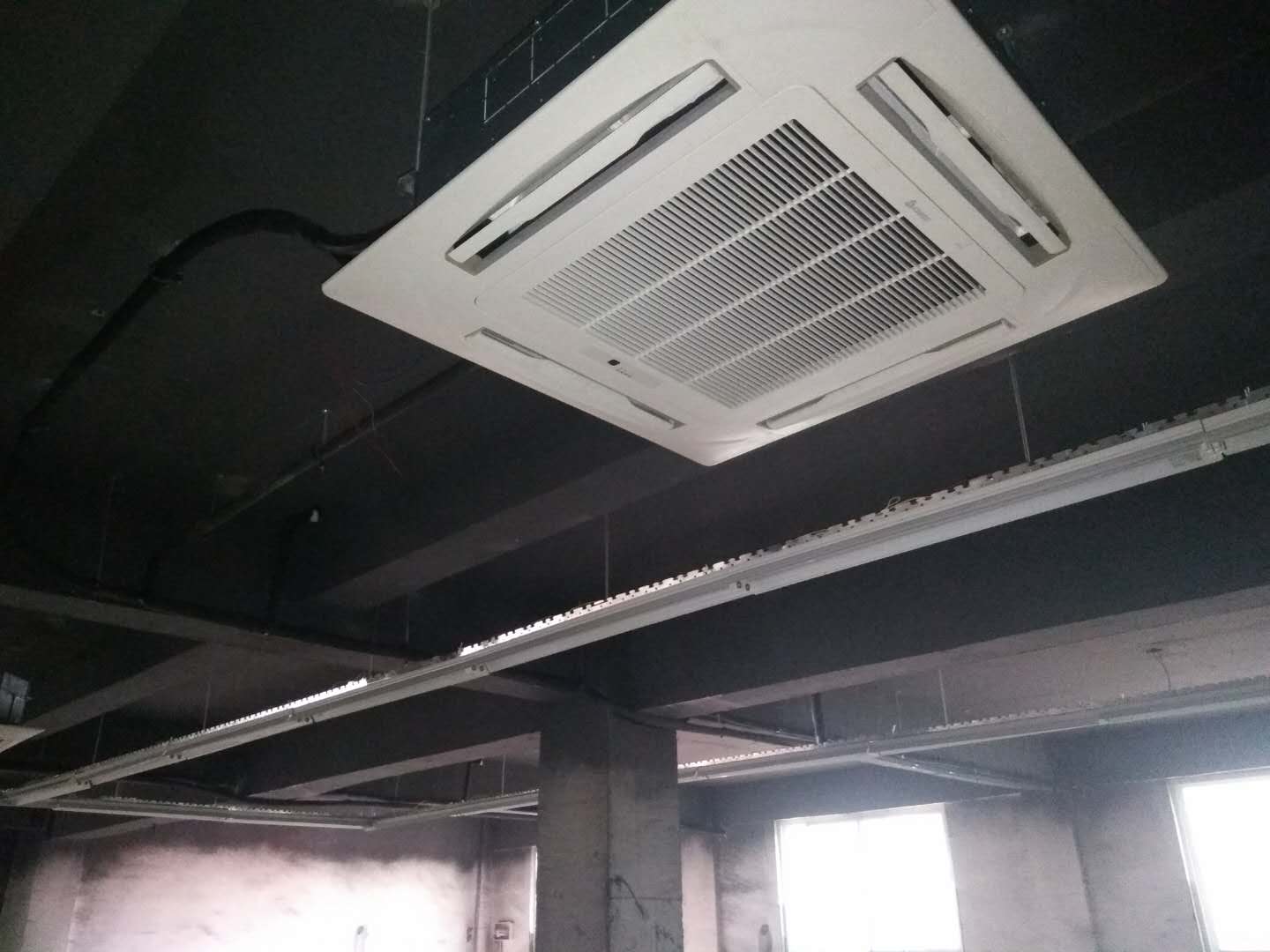 中央空调安装要多少钱_中央空调安装贵不贵_中央空调安装要钱吗